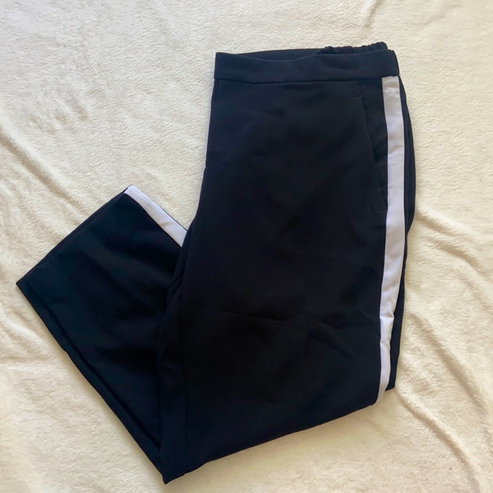🖤🤍Old Navy black pants with white racing stripe